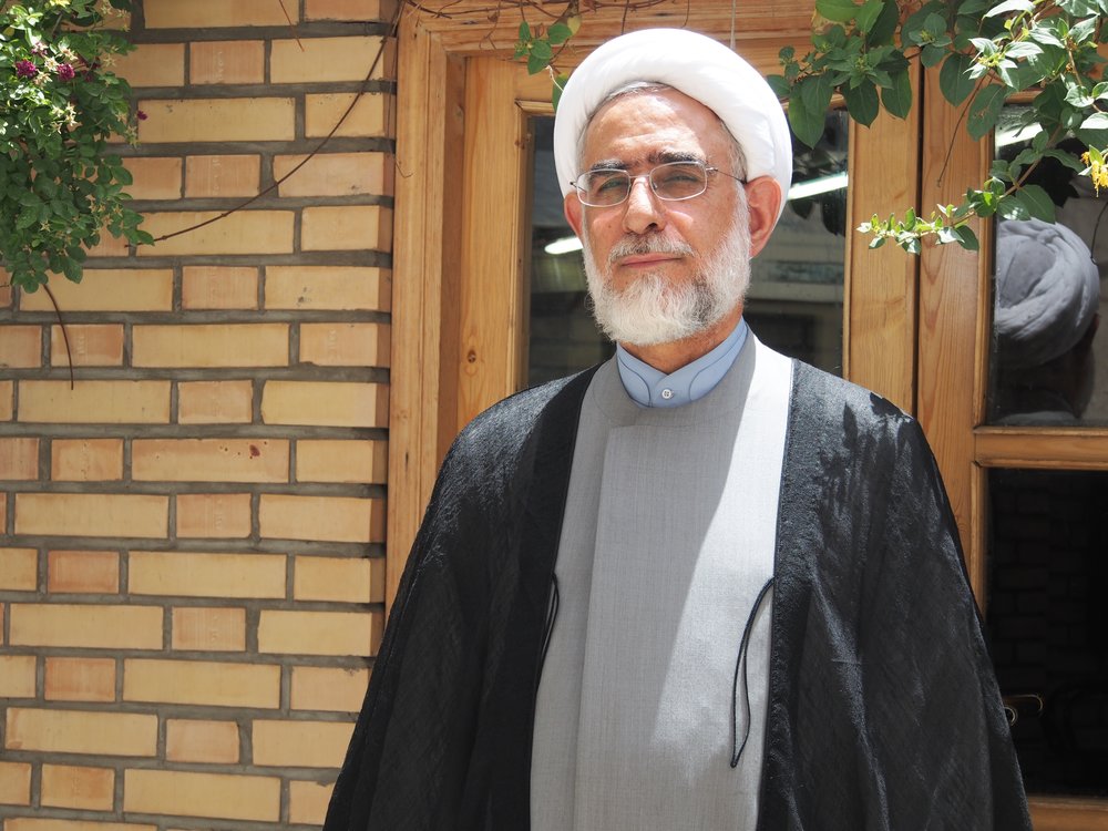 نیروی انتظامی چه رسالتی جز مسائل امنیتی در مدرسه دارد؟/ فرهنگیان از حرف زدن سر کلاس ها بترسند/ اقدام وزیر پزشکیان در زمان پادشاهان هم سابقه ندارد