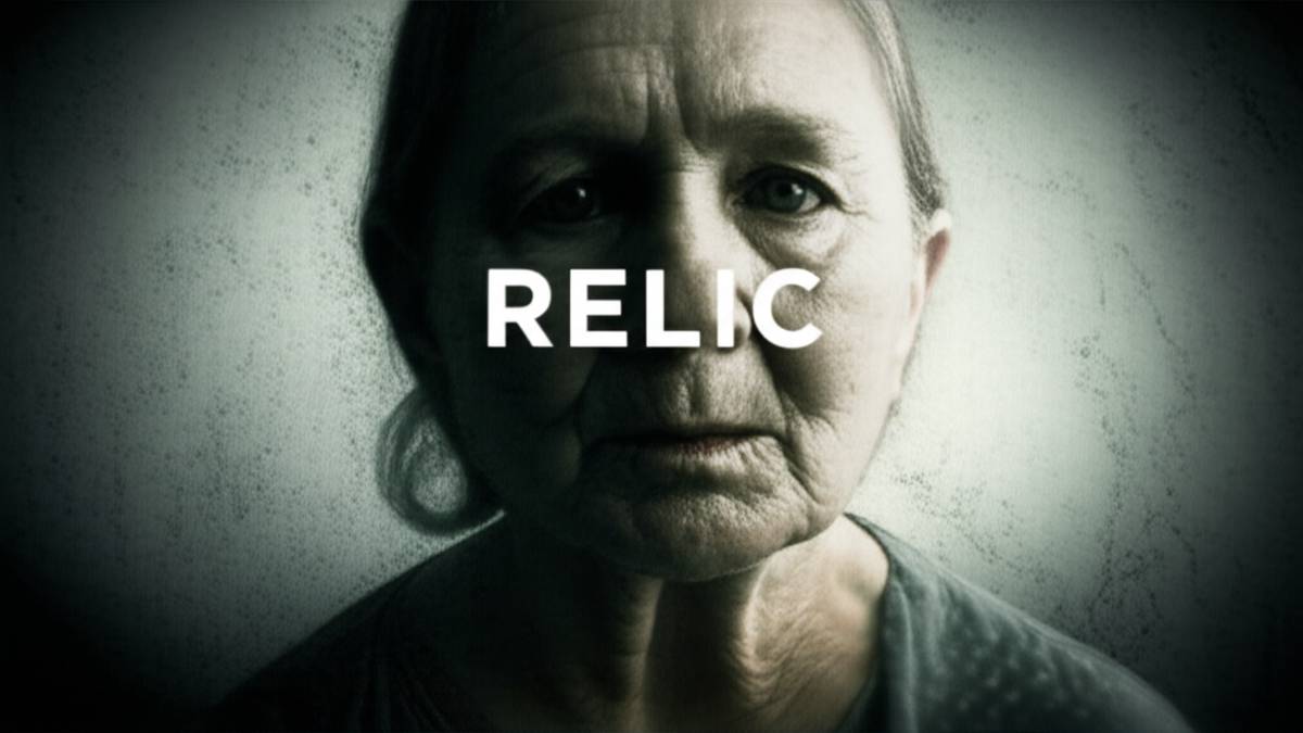 فیلم رلیک (Relic): نقد و بررسی | وحشت روانشناختی و معمای خانه