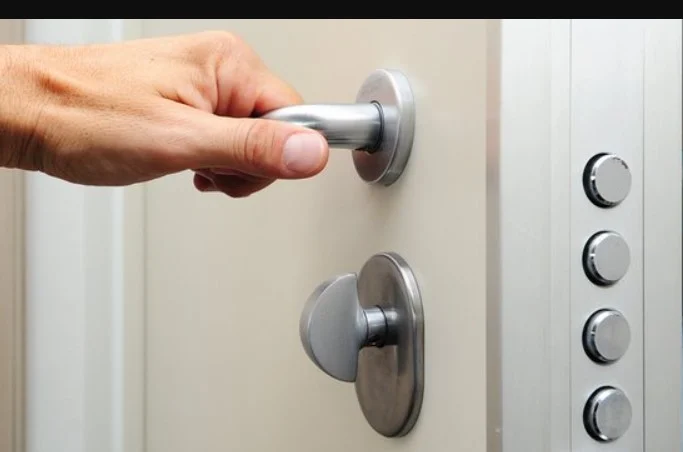 کیفیت متریال و نوع ورق فولادی در ساخت درب