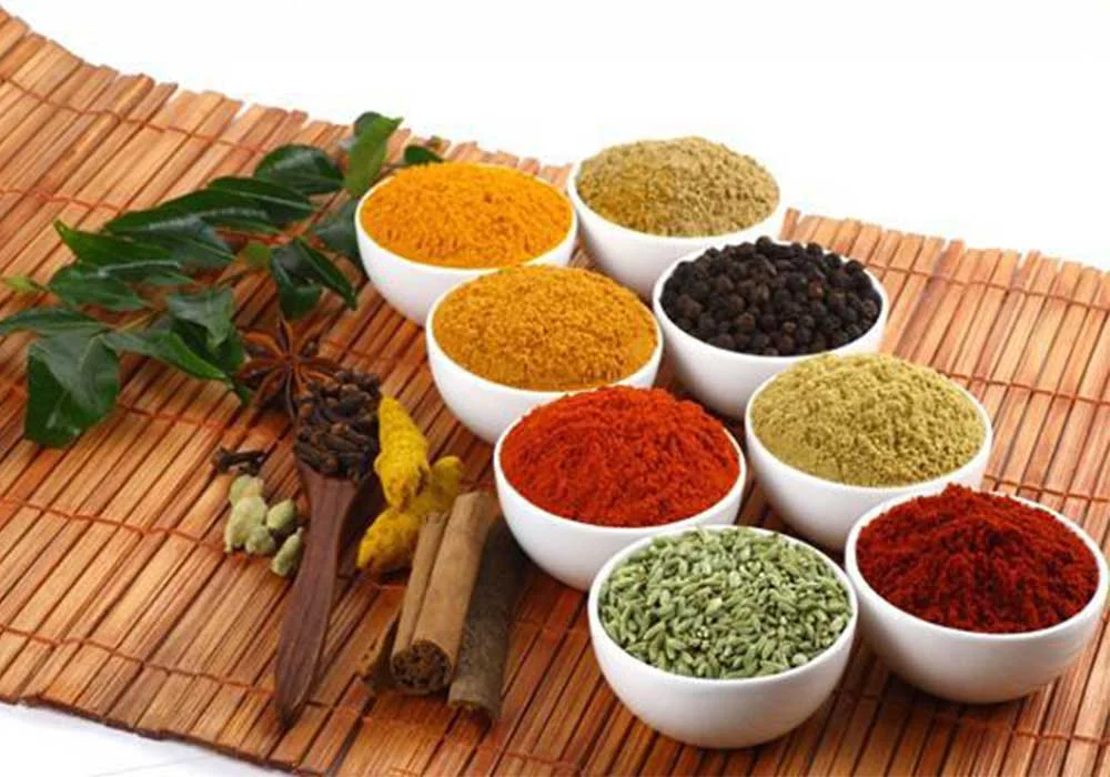 ادویه ترکیبی چیست و چرا رستوران‌ها و برندهای غذایی به سمت ادویه‌های اختصاصی رفته‌اند؟